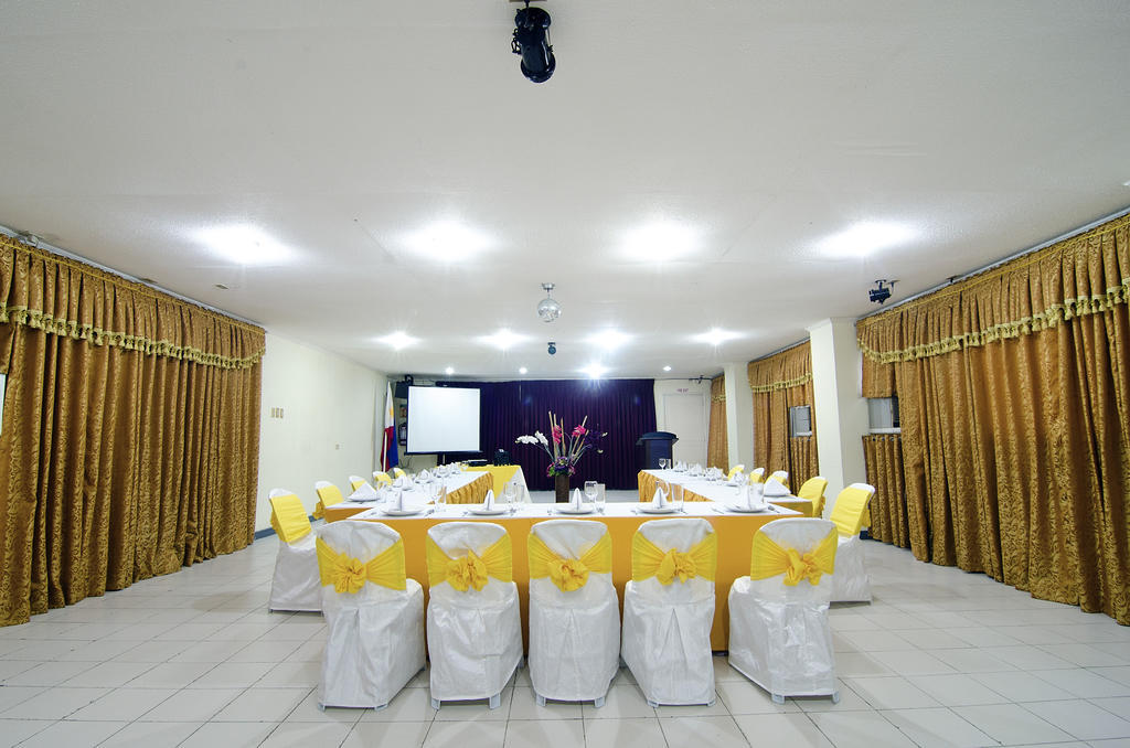טקלובן Asia Stars Hotel מראה חיצוני תמונה