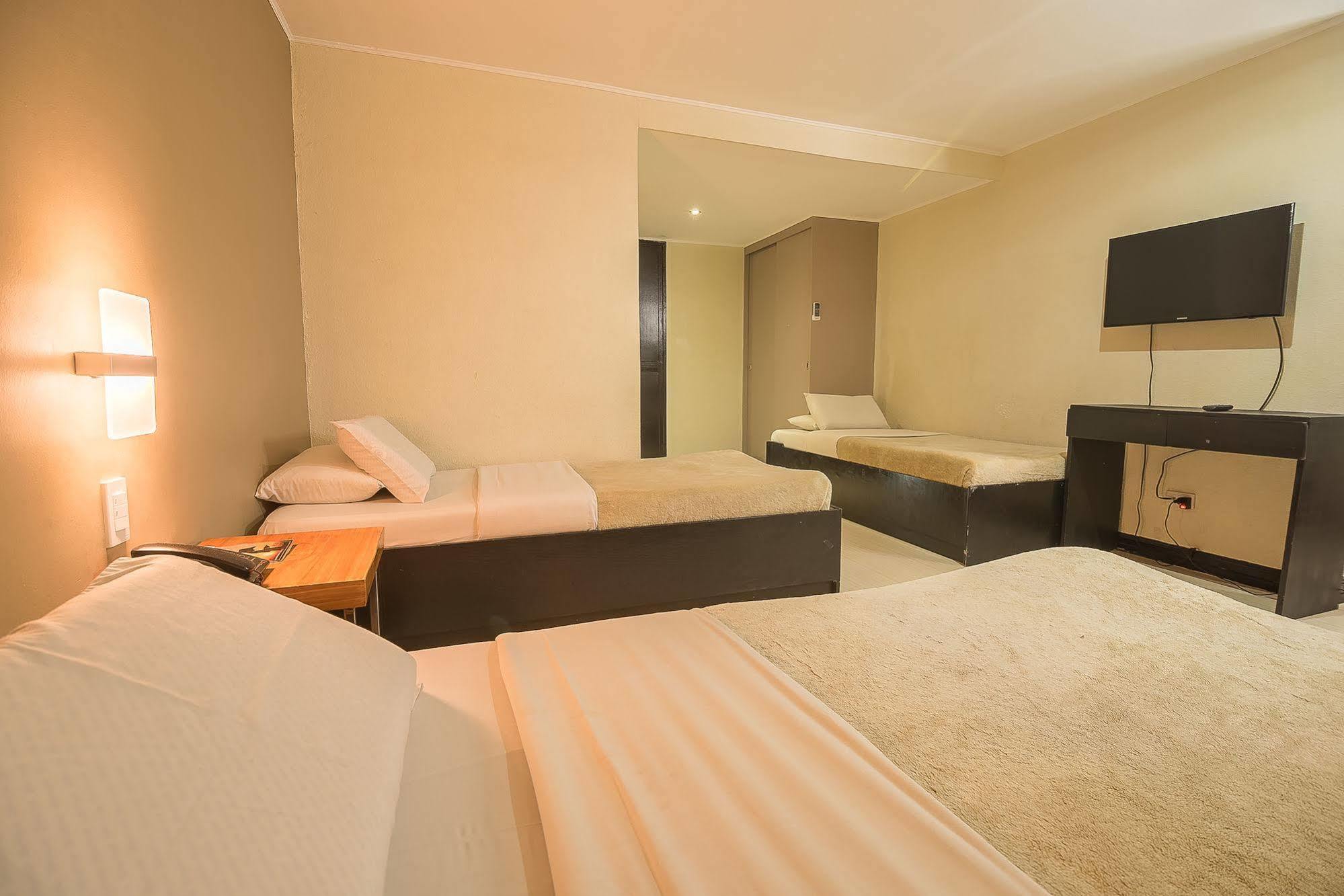 טקלובן Asia Stars Hotel מראה חיצוני תמונה